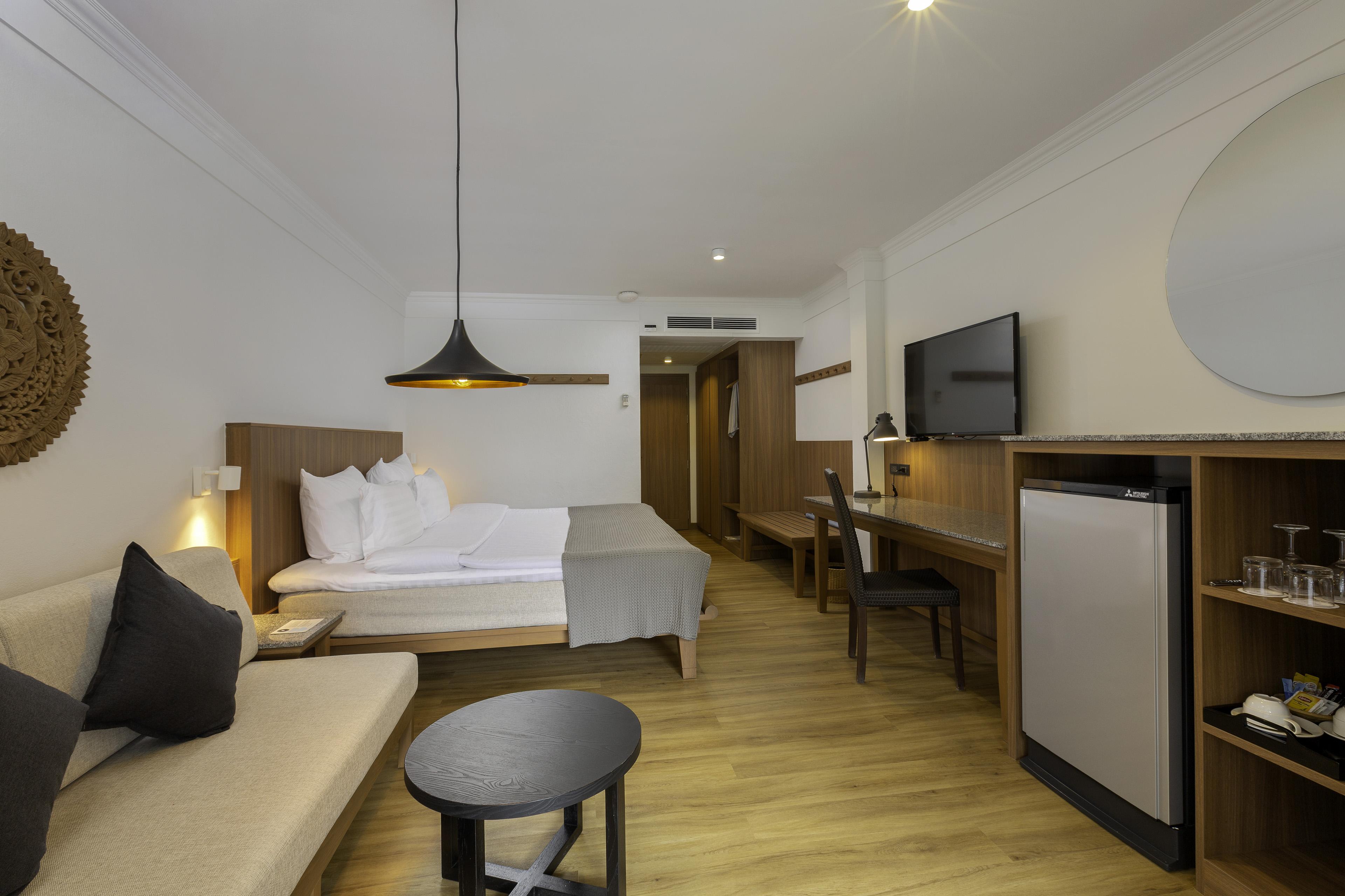 Sunprime Kamala Beach (Adults Only) Екстер'єр фото